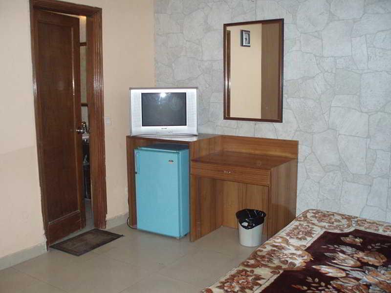 Ashoka International Hotel 3*